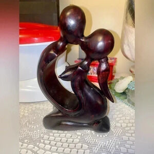 💥Hand carved wooden art💥Kissing Couple 💥 Red  wood 🪵 handmade 💥